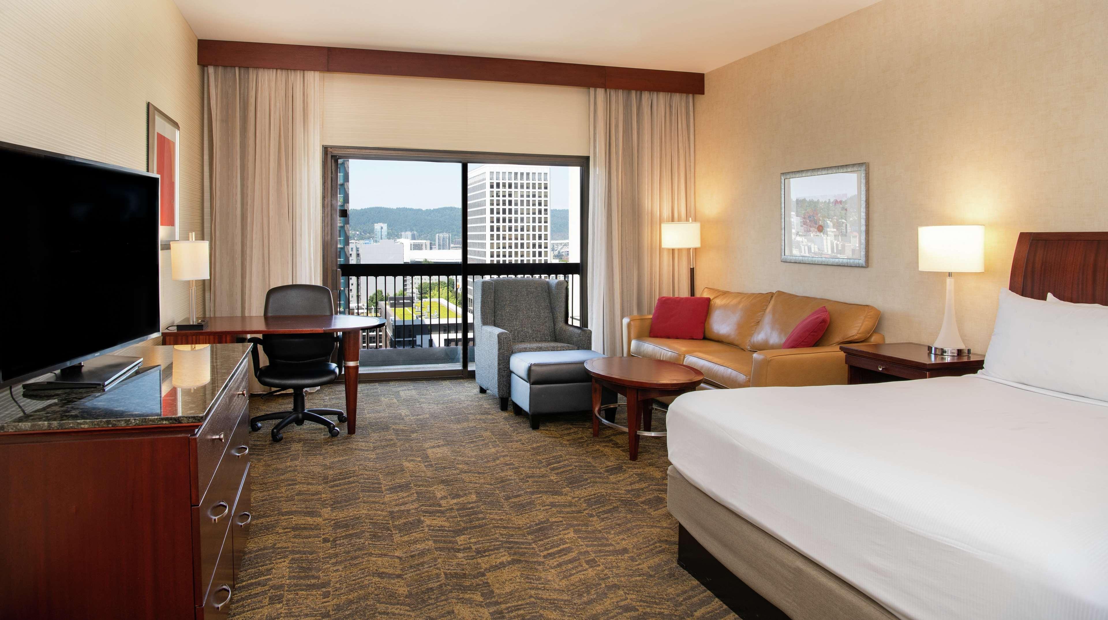Doubletree By Hilton Portland Exterior foto