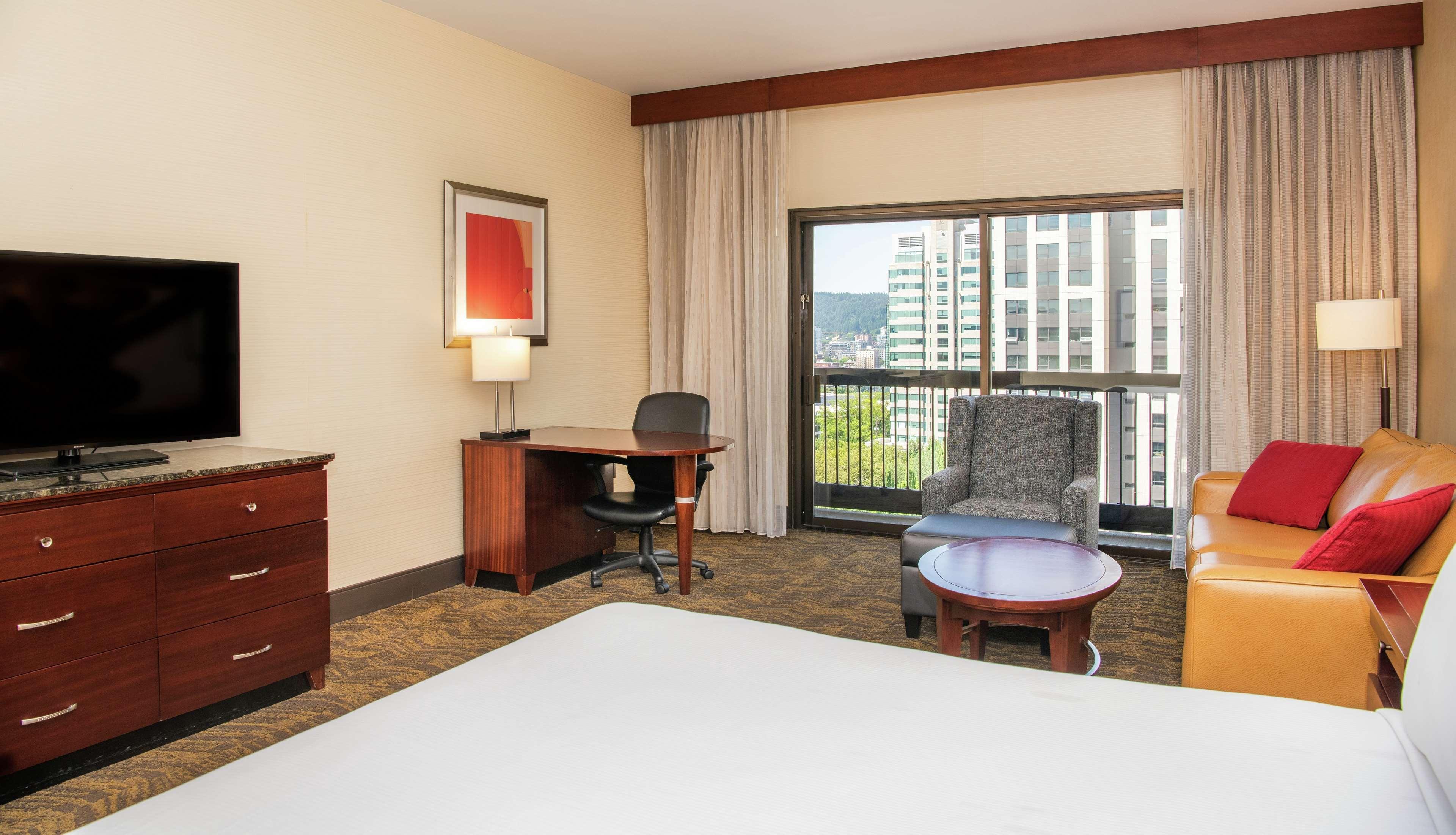 Doubletree By Hilton Portland Exterior foto