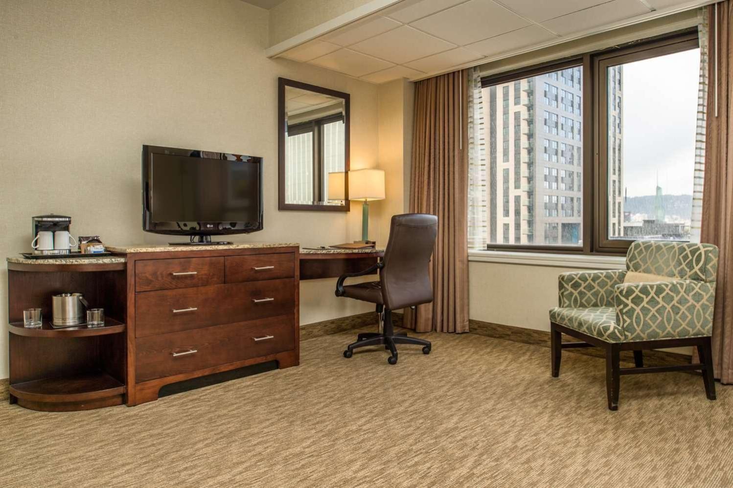 Doubletree By Hilton Portland Exterior foto