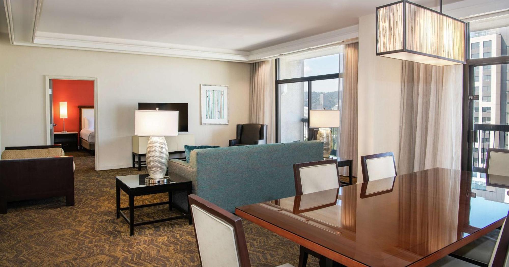 Doubletree By Hilton Portland Exterior foto