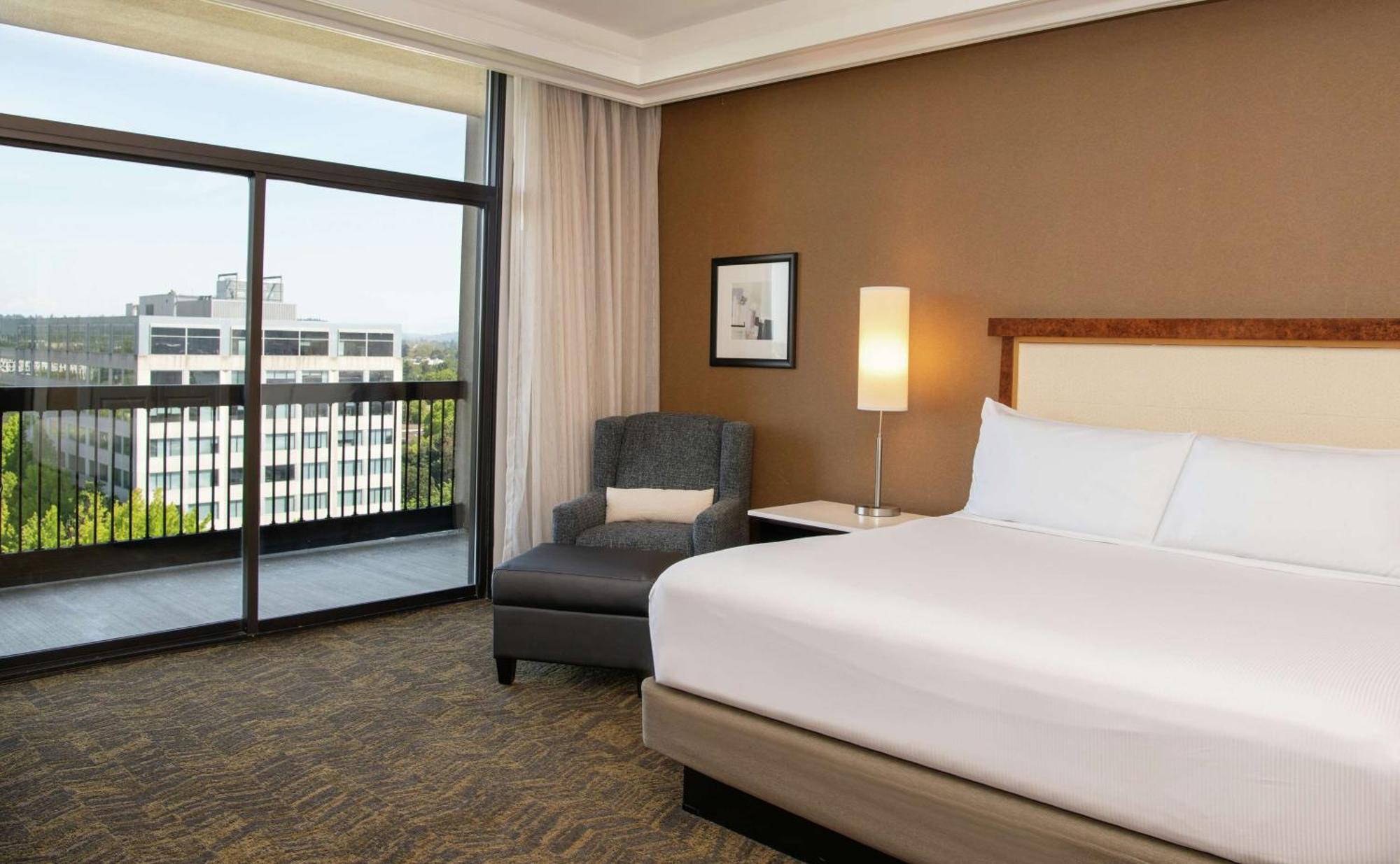 Doubletree By Hilton Portland Exterior foto