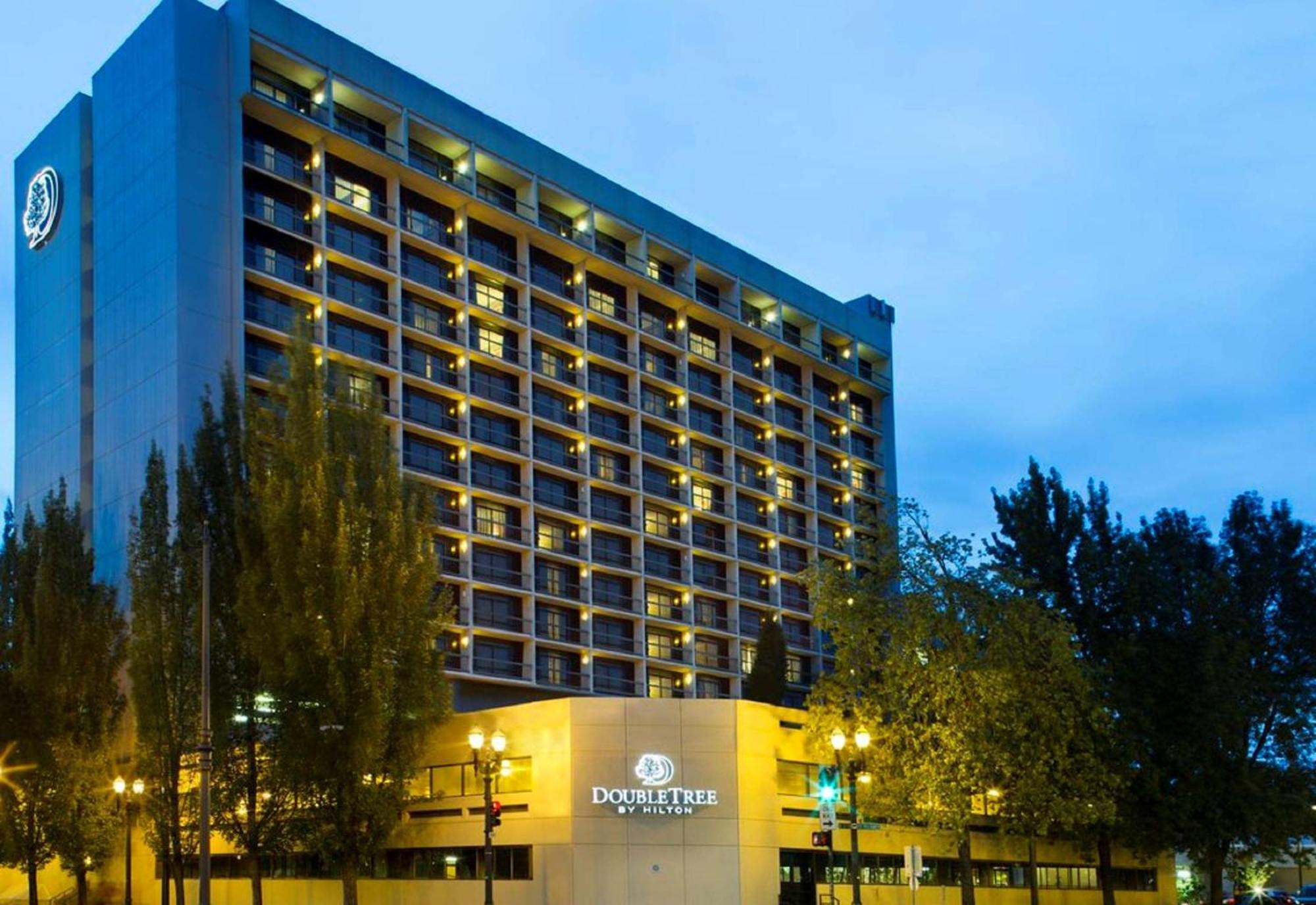 Doubletree By Hilton Portland Exterior foto